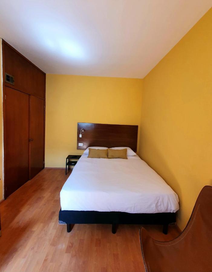 Lindas Suites Eugenio Sue Mexico City Exterior photo