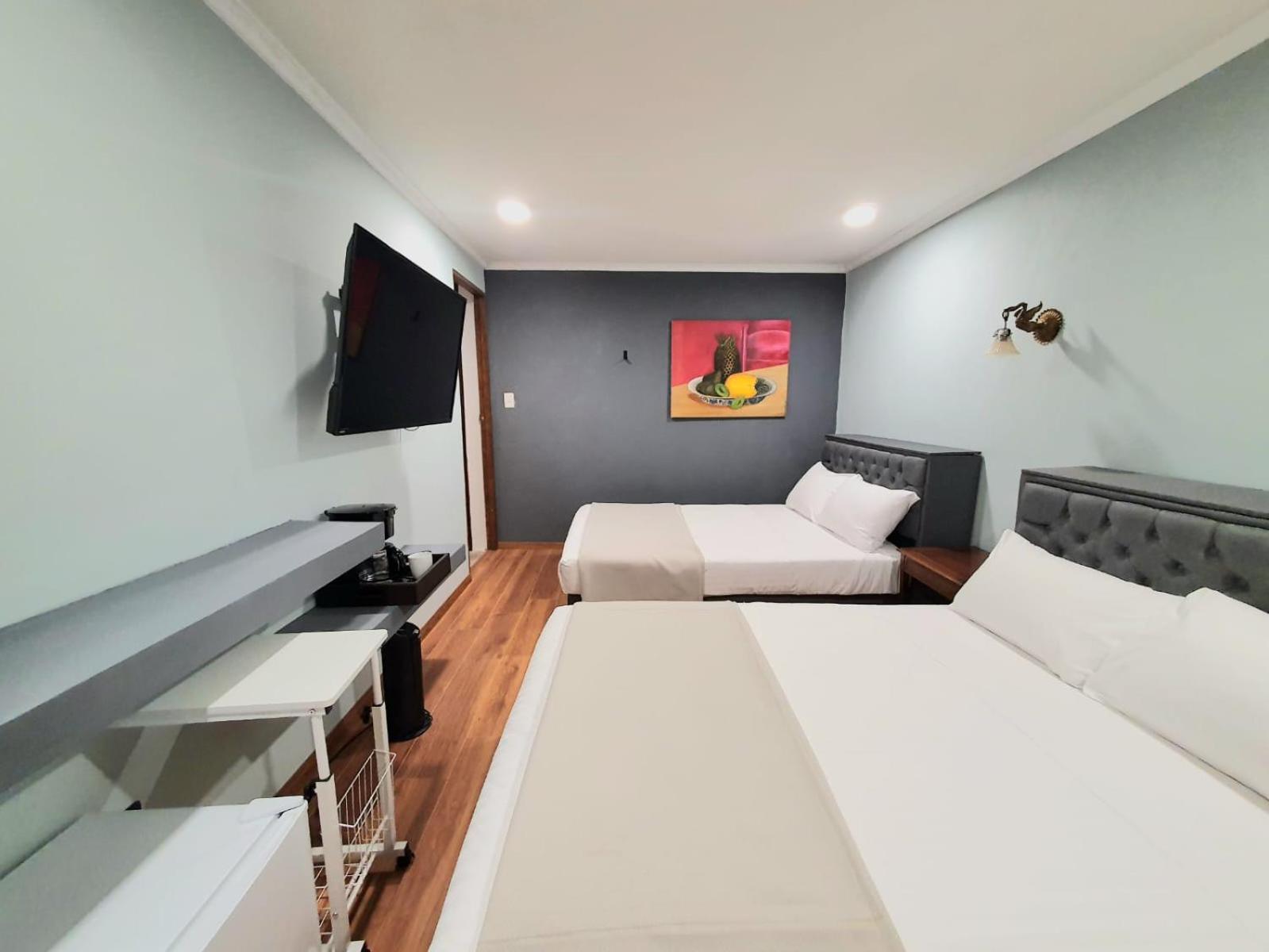 Lindas Suites Eugenio Sue Mexico City Exterior photo