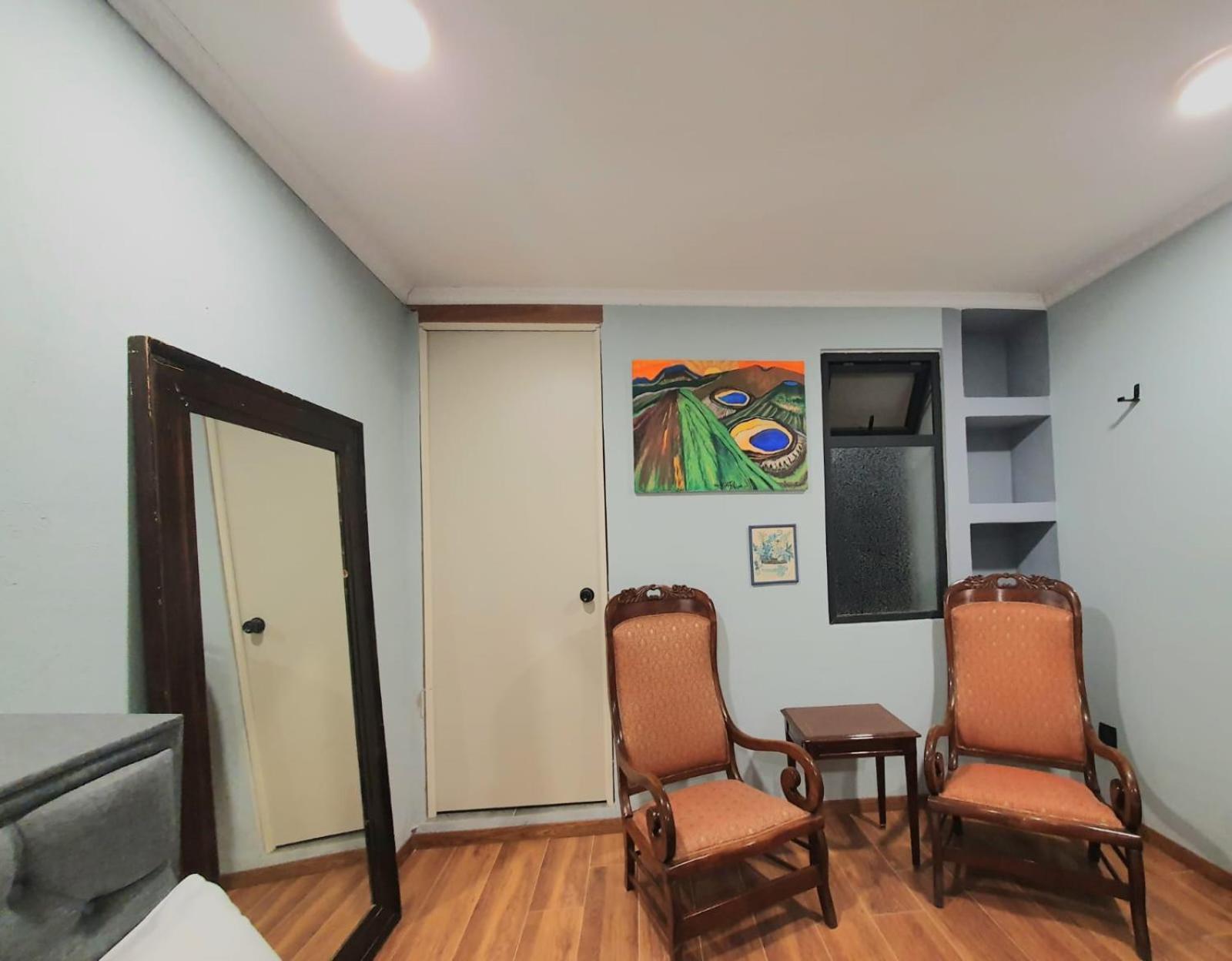 Lindas Suites Eugenio Sue Mexico City Exterior photo