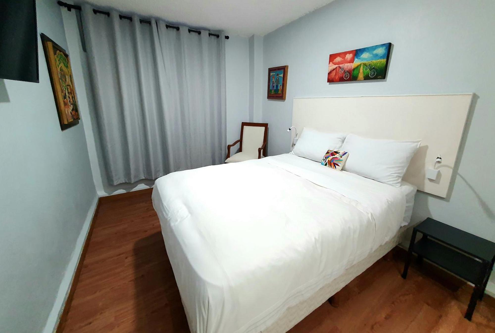 Lindas Suites Eugenio Sue Mexico City Exterior photo