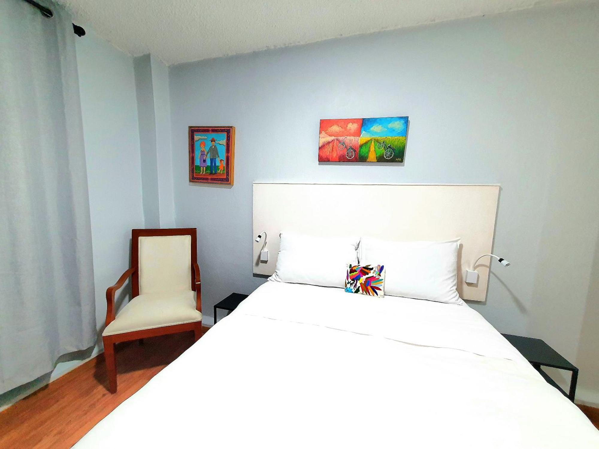 Lindas Suites Eugenio Sue Mexico City Exterior photo