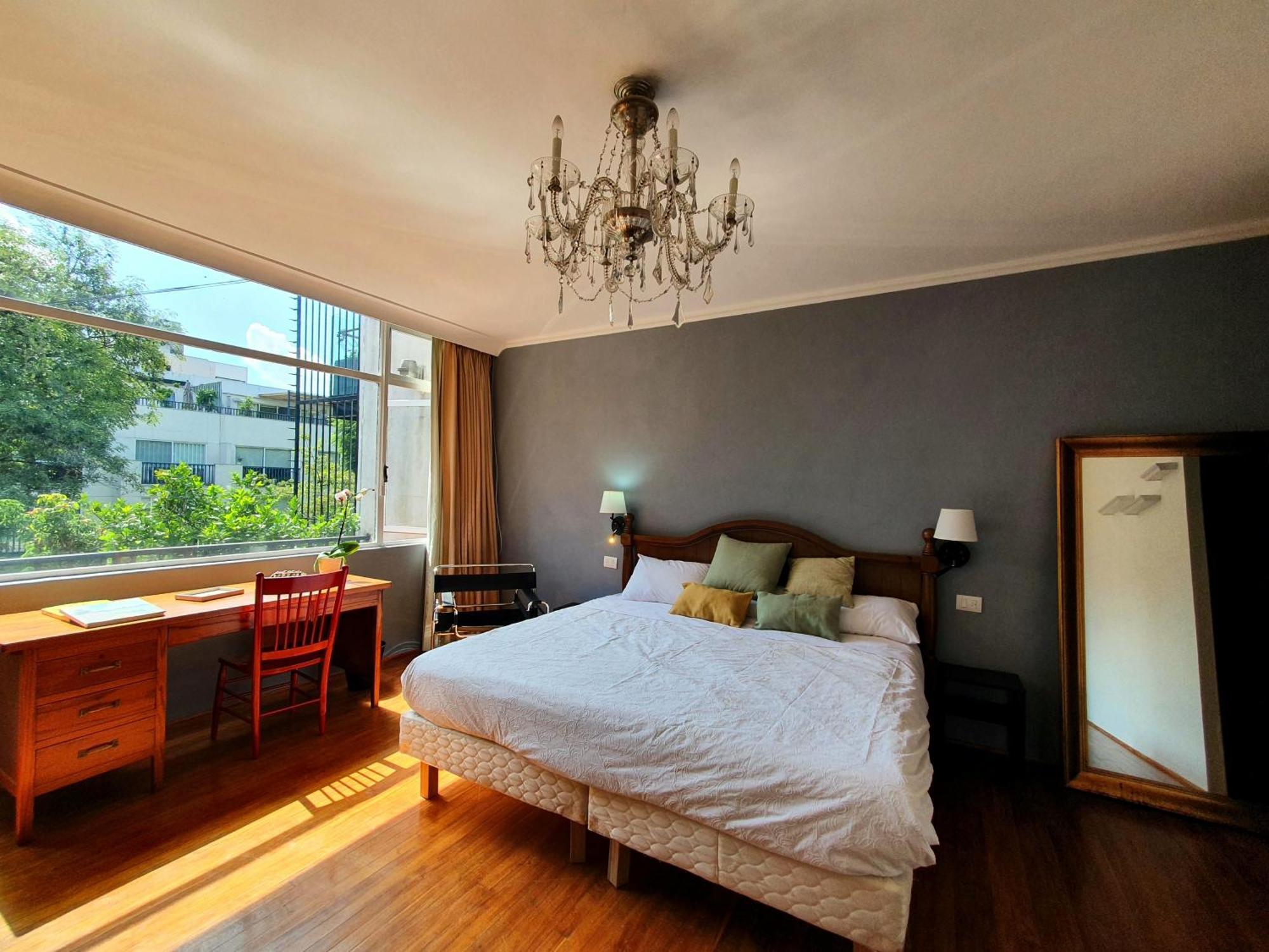Lindas Suites Eugenio Sue Mexico City Exterior photo